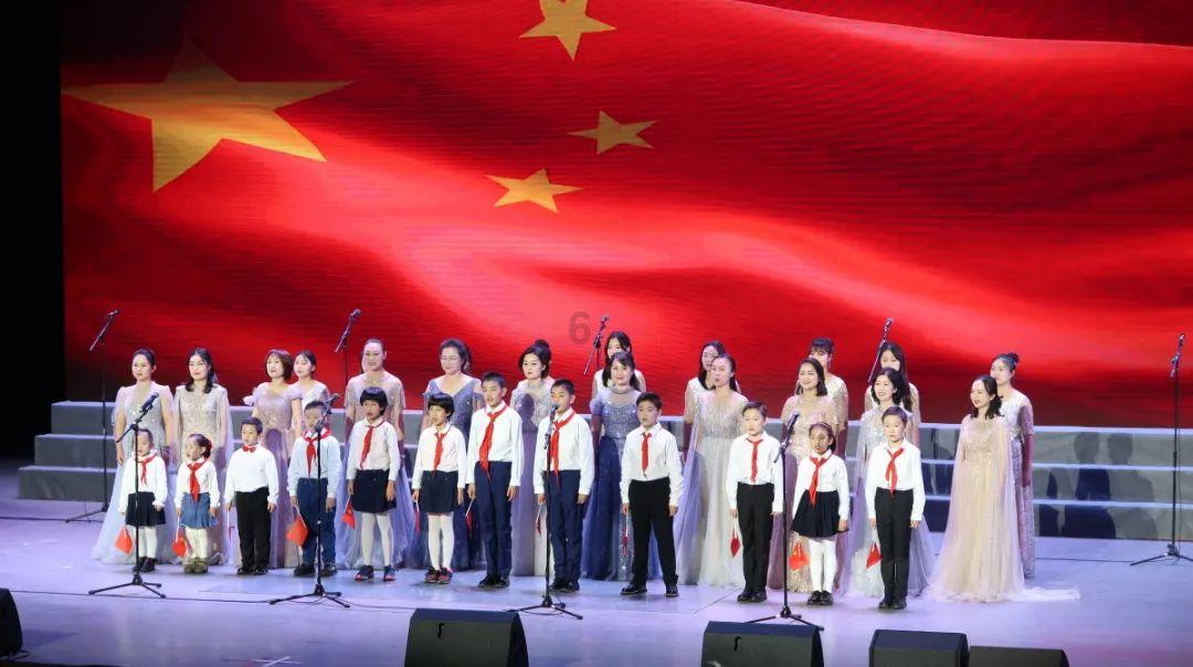 703分高考状元李泰伯,被海外11所名校拒收,这真是教育的失败吗